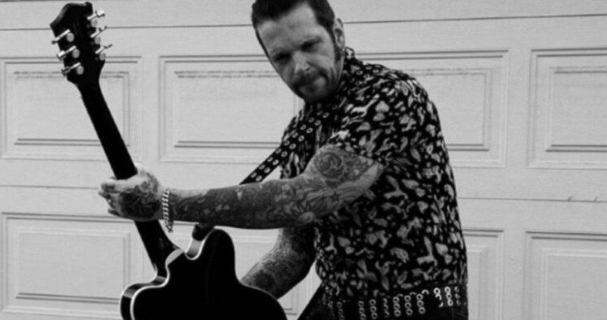 Ricky Warwick