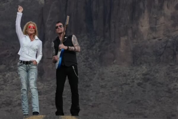 Lita Ford Works With Gary Hoey on New Album