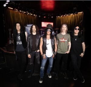 Slash featuring Myles Kennedy & The Conspirators release new album and single